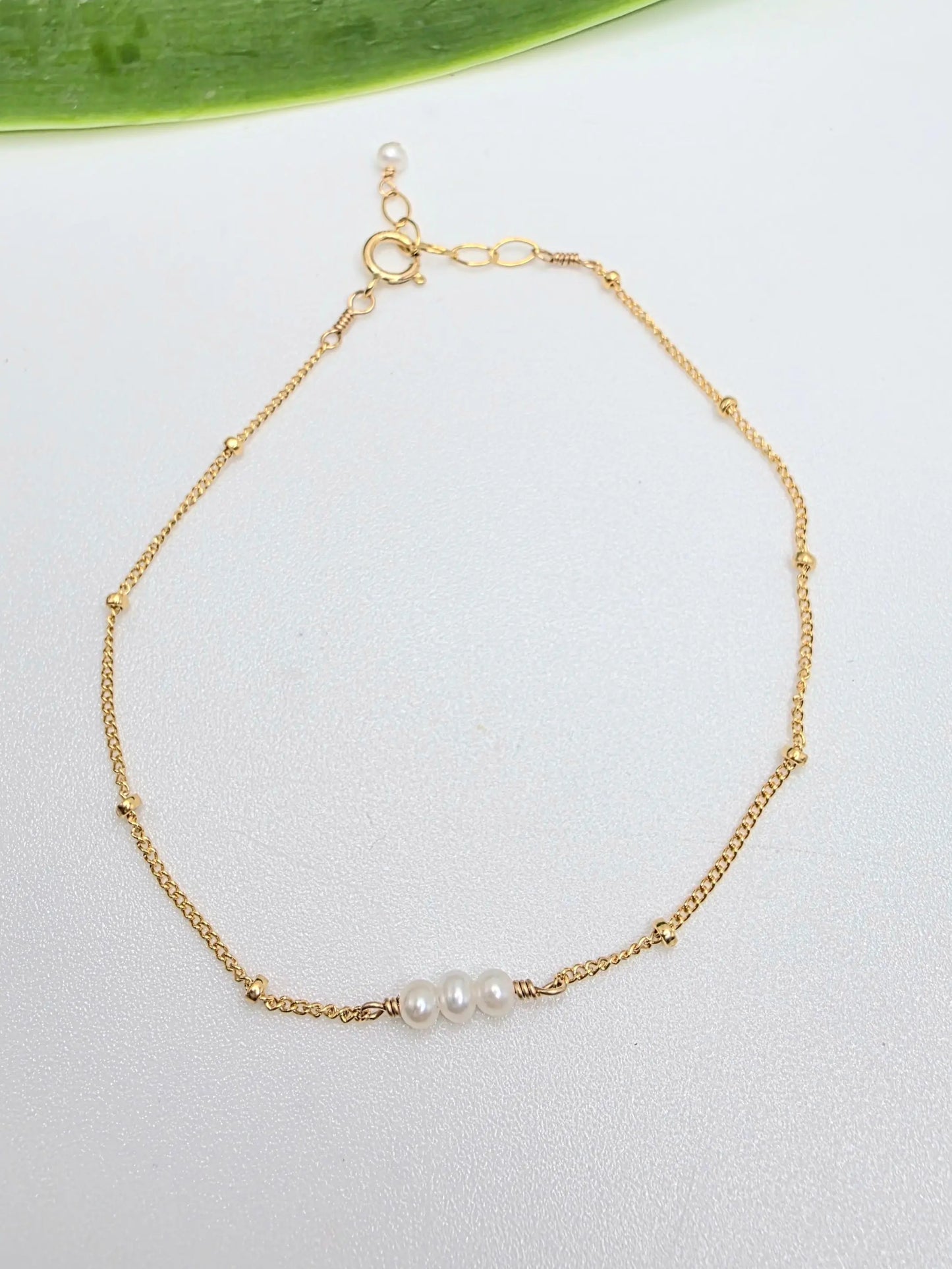 layering pearl bracelet