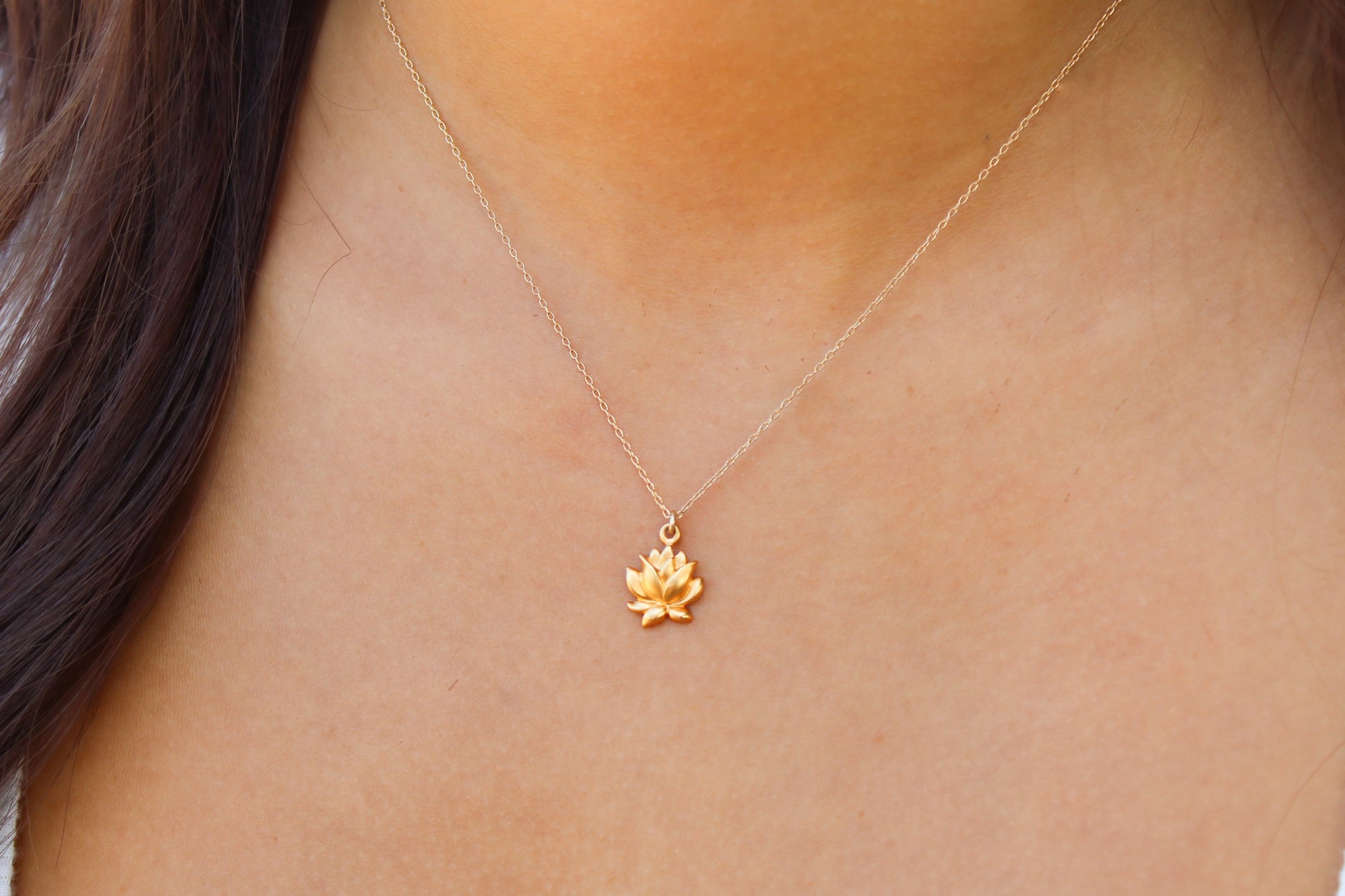 Gold Lotus Pendant Necklace Lotus Flower Chain Buy Lotus Diamond