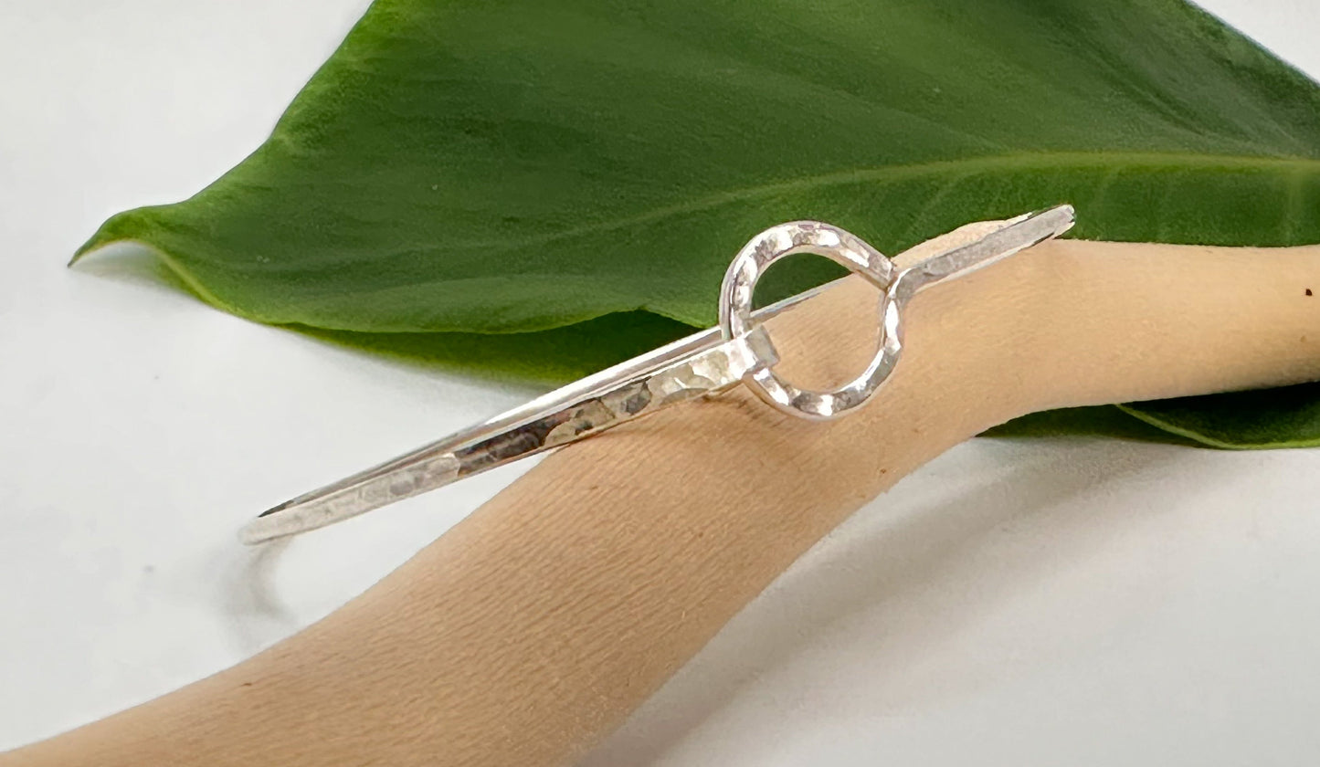 Sterling Silver Circle Hammered Bangle Bracelet