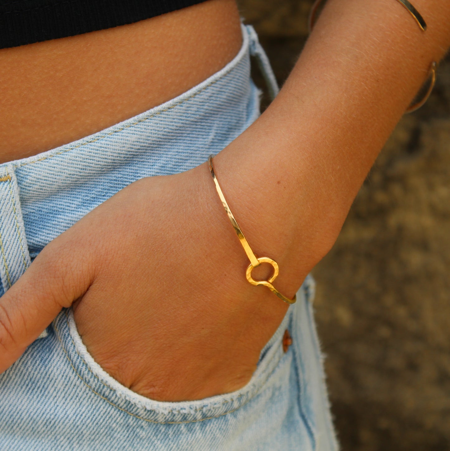 Sterling Silver Circle Hammered Bangle Bracelet