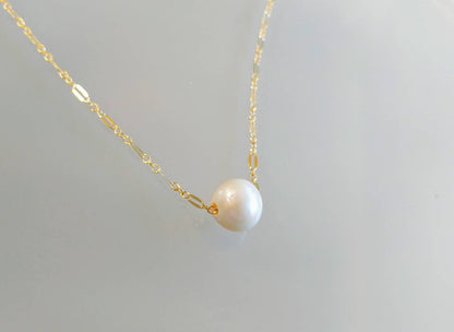 Freshwater Pearl Charm Necklace, Gold Fill or Sterling Silver Chain, Simple Necklace, Delicate Pearl Necklace, Dainty, Bridesmaid Necklace My Store
