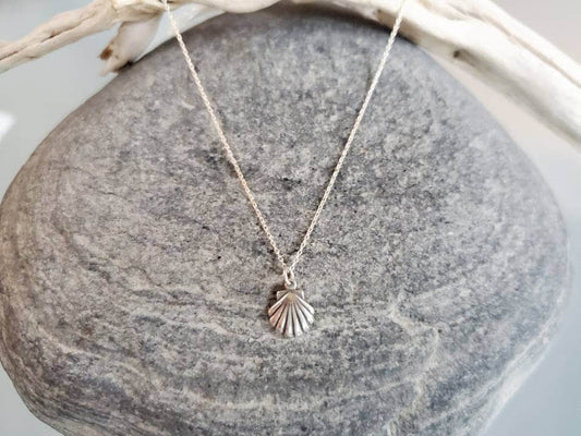 Sterling Silver Clam Shell Necklace